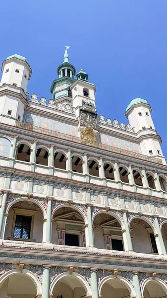 波兹南市政厅 Poznan Town Hall 是波兰波兹纳市的一座历史性市政厅 位于波兹纳老城 位于老市场广场的中心 — 图库照片