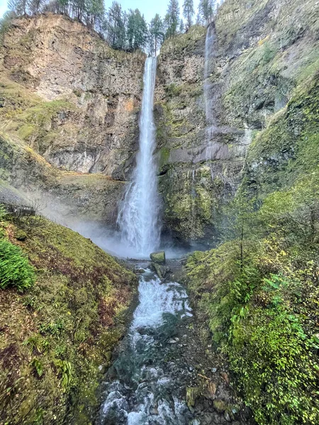 Multnomah Falls Abd Nin Oregon Eyaletinin Corbett Dodson Eyaletleri Arasında — Stok fotoğraf