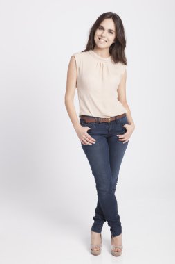 çok sevimli bir kadın