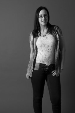 gerçek kadın gözlük