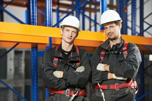 Warehouse installation staff workers — Stock Photo, Image