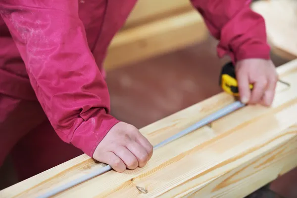 Closeup carpentry wood cross cutting — Stock Photo, Image