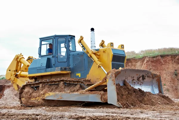 Track-type loader bulldozer excavator at work — Stock Photo, Image