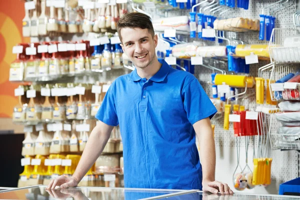 Seller at home improvement store — Stock Photo, Image