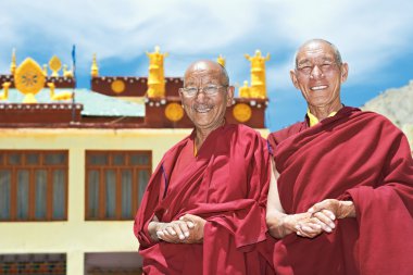 iki Hintli Tibet keşiş lama