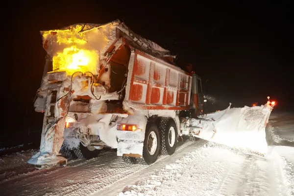 冬季道路除雪 — 图库照片