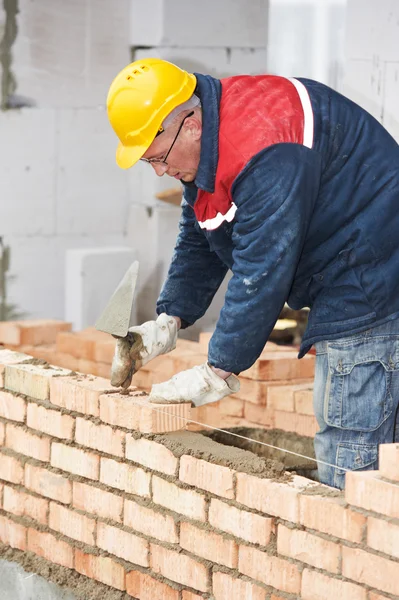 Pedreiro construção pedreiro trabalhador — Fotografia de Stock