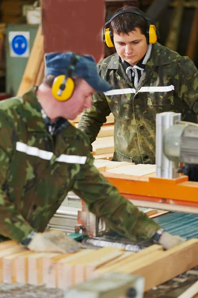 Lavorazione del legno — Foto Stock