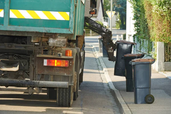 Servizi di riciclaggio urbano di rifiuti e rifiuti — Foto Stock