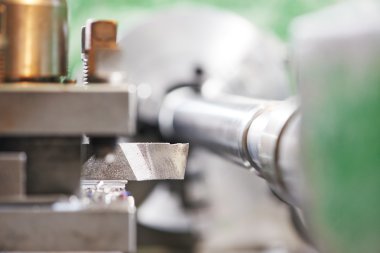 yanında dönme Torna talaşlı metal