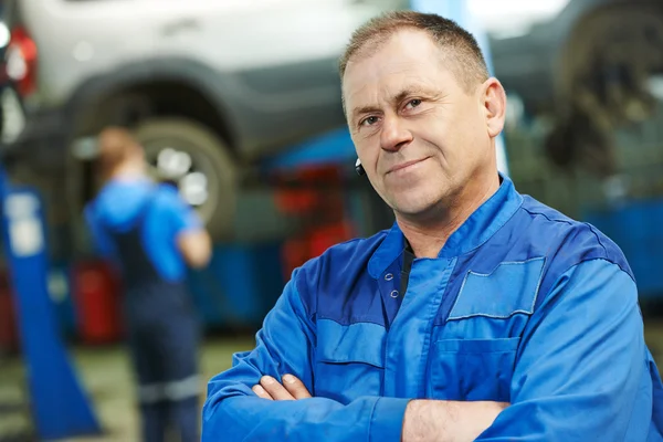 Auto mechanic portrait — Stock Photo, Image