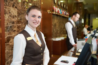 Hotel çalışan Resepsiyon