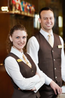 otel çalışanları Resepsiyon