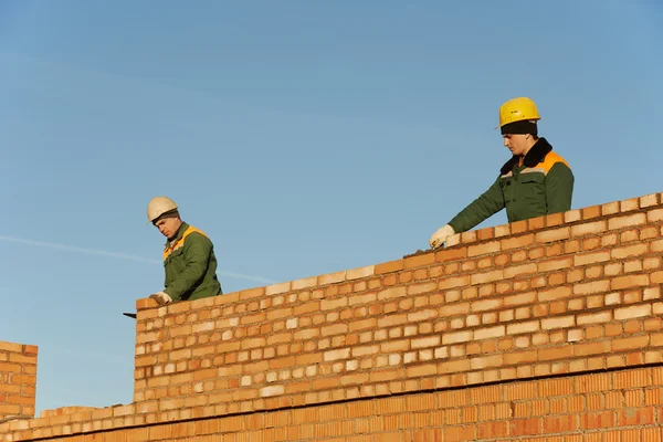 Construction mason worker bricklayers — Stock Photo, Image