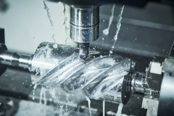 Milling process. Industrial CNC metal machining by vertical mill. Coolant — Stock Photo, Image