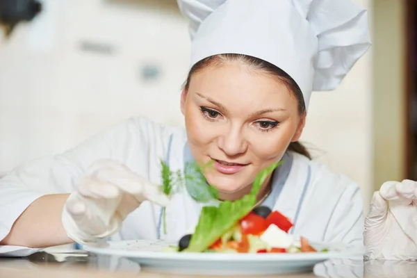 Male Cook Chef Decorating Garnishing Ready Salad Food Dish Plate — Stock Photo, Image