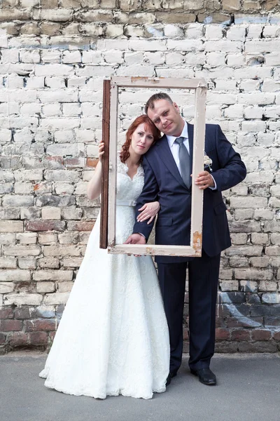 Casal feliz emoldurado — Fotografia de Stock