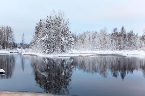 Warm lake with melted water — Stock Photo, Image