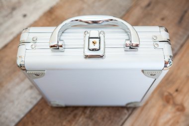 çelik servis talebi ayakta