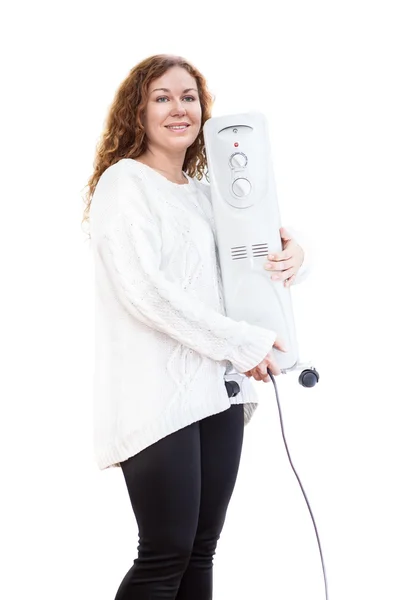 Mujer en blusa blanca sosteniendo calentador de aceite — Foto de Stock