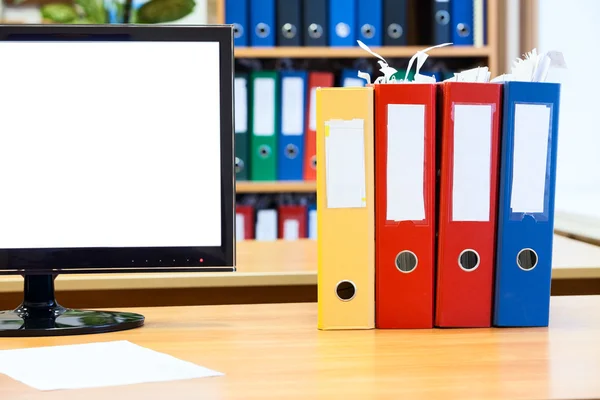 Screen monitor isolated and binders — Stock Photo, Image