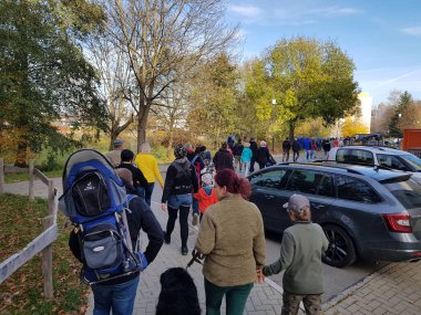 ZWOENITZ, SAXONY, GERMANY - 30 Ekim 2021 Corona 'ya Karşı Gösteri