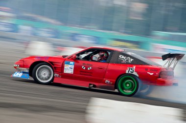 drift araba içinde hareket