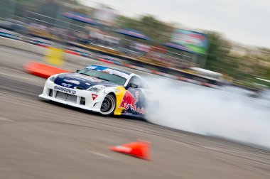 drift araba içinde hareket