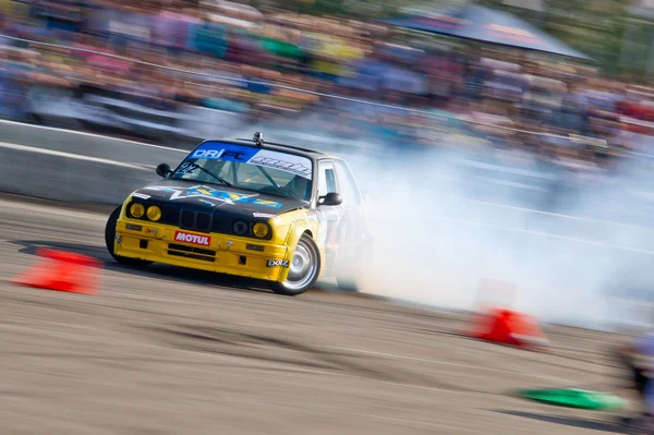 Carro à deriva em ação — Fotografia de Stock