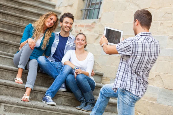 Fotografieren mit Tablet-PC — Stockfoto