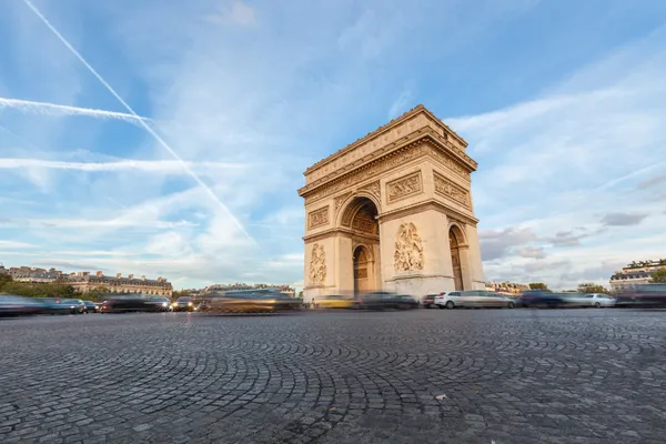 Arch de triomphe in Paris — Stockfoto