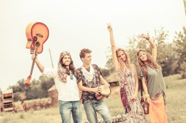 müzik ve dans dışında hippi grubu