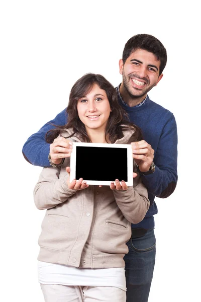 Jovem casal feliz com Tablet PC — Fotografia de Stock