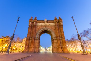 Arc de triomf Barcelona gece