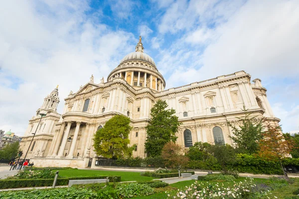 Sint-Pauluskathedraal in Londen — Stockfoto