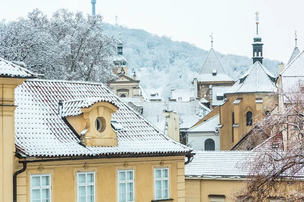 Panoramiczny widok z dachu w Pradze — Zdjęcie stockowe