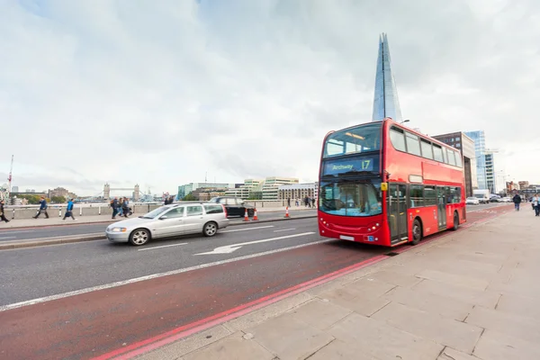 Piętrowy na london bridge — Zdjęcie stockowe