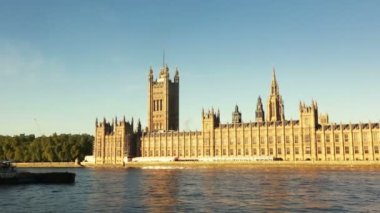 Londra'daki westminster günbatımında panoramik