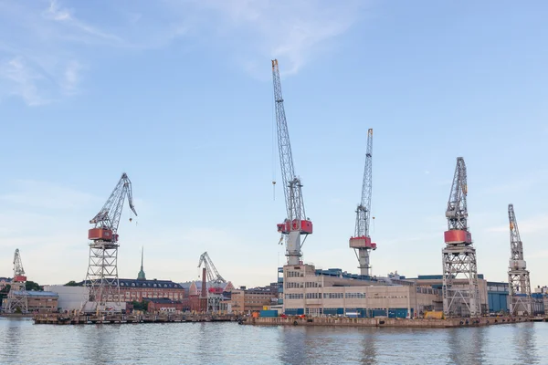 Cranes in Helsinki Harbour — Stock Photo, Image