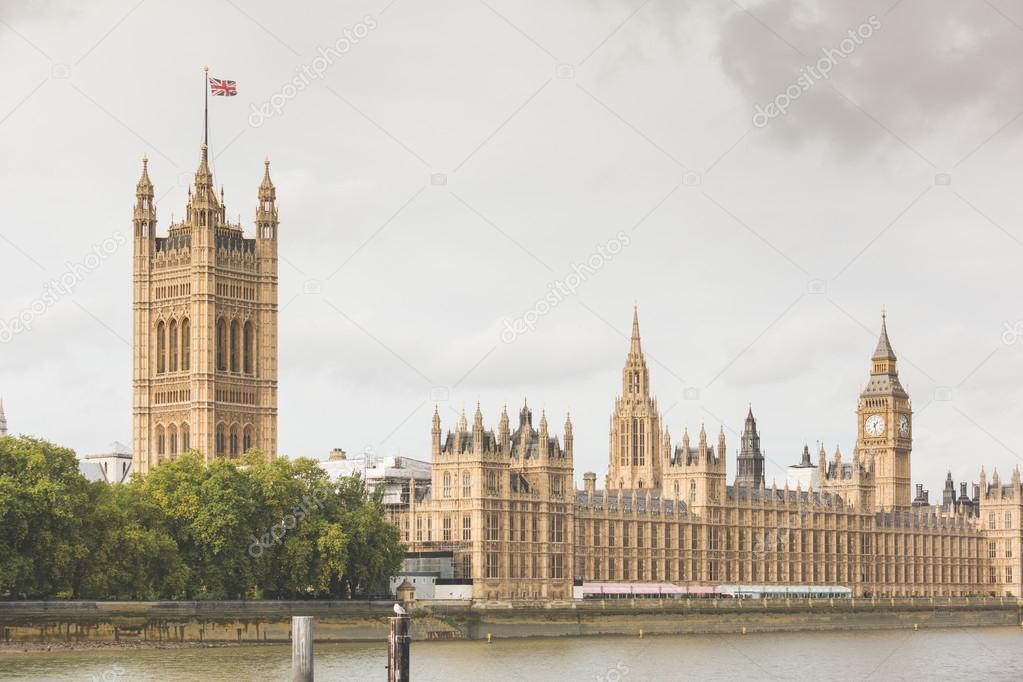 Big Ben and House of Parliament in London