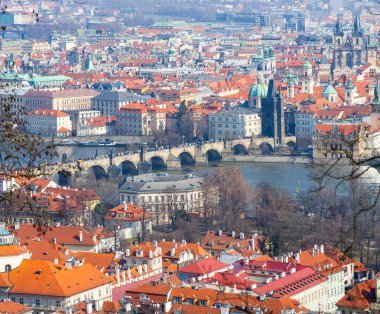 Prag, charles Köprüsü ve vltava panoramik görünüm