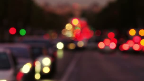 模糊的汽车的灯光在巴黎 — 图库视频影像