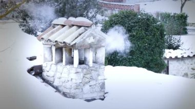 Kış bacasından çıkan duman