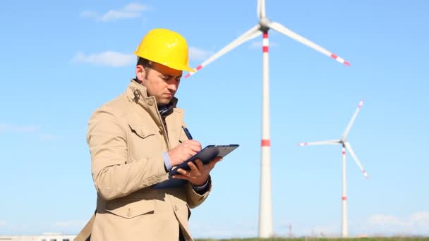 Ingeniero de trabajo — Vídeos de Stock