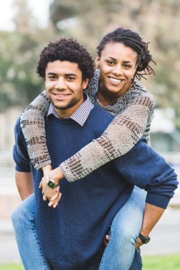 karma yarış çift, sırtıma