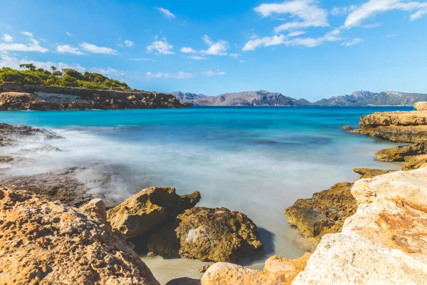 Crystal Clear Water Seaside Mallorca Long Exposure Clouds Sky Mountains — стокове фото