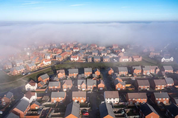 Vue Aérienne Ville Sous Brouillard Angleterre Nouveau Domaine Avec Des — Photo