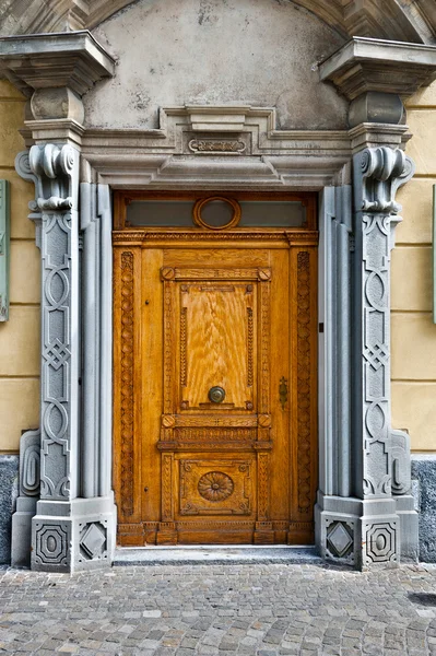 Puerta suiza —  Fotos de Stock