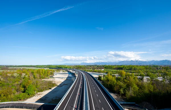 Moderne vei – stockfoto