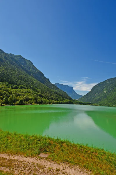 Lake in the Alps — Stock Photo, Image